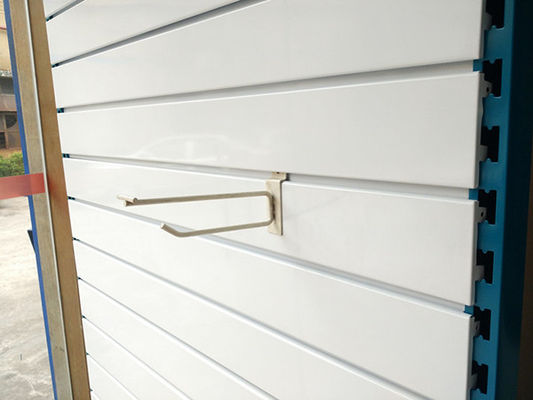 Özel Logo ile Genişlik 1000mm Derinlik 550mm Pegboard Ekran Rafı